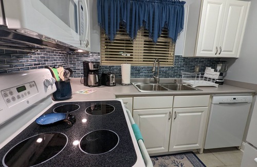 Bay St Louis House | Dave’s Bay Getaway, tranquil setting, close to everything!