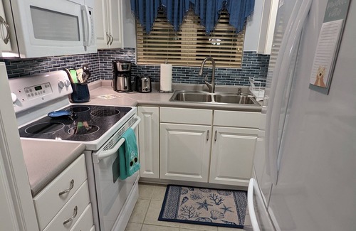 Bay St Louis House | Dave’s Bay Getaway, tranquil setting, close to everything!