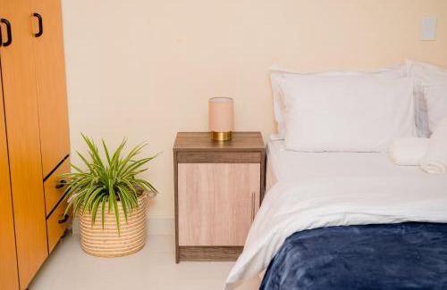 Oshakati Apartment | Davi Bliss