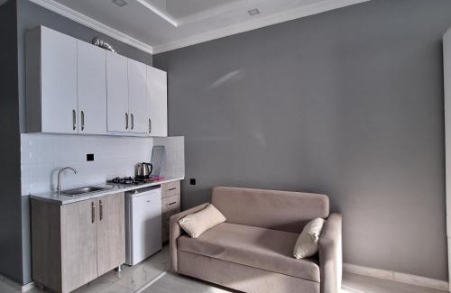 Sarpi House | David Guest House