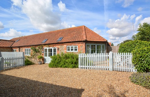 Langham House | David's Barn - Two Bedroom House, Sleeps 4