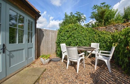 Langham House | David's Barn - Two Bedroom House, Sleeps 4