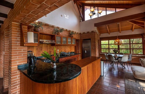Panajachel House | David's Den Atilán - Elegant 3-Bedroom, 3-Bath Home in a Verdant Garden Setting