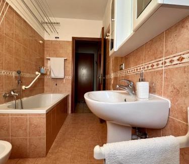 Rozzano Apartment | DAVIDE'S HOUSE MILANO