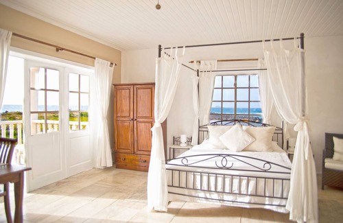 Clifton Hotel | Davids Beach Hotel