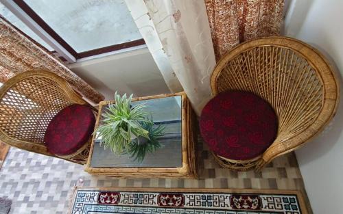 Lebong and Mineral Spring Tea Garden House | Dawaipani View Point by StayApart