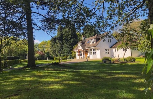 Broad Oak Apartment | Daweswood Guest Suite - luxury retreat & hot tub.