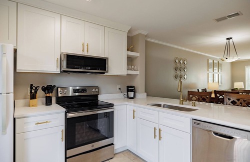 Athens Condo | Dawg House On Dearing