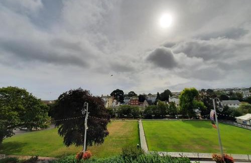 Dawlish House | Dawlish Lawn View
