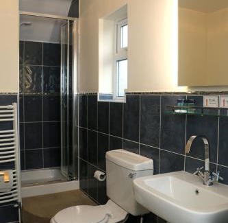 Church Crookham House | Dawyk Beech Guesthouse