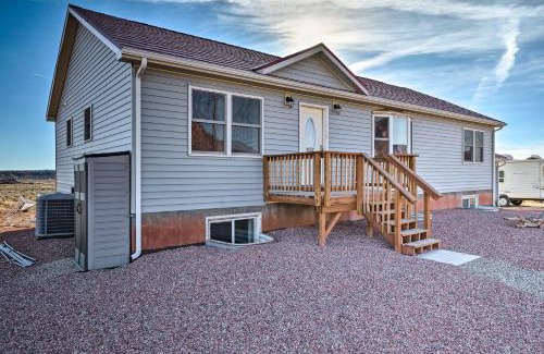 Kanab Apartment | Day Trip to Zion NP Rural Home with Red Rock Views
