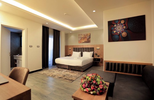 Bole House | Daylin Guest House