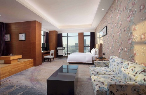 Changyi District Hotel | Days Hotel By Wyndham Jilin Railway Station