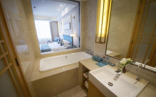 Xinfu District Hotel | Days Hotel by Wyndham Shanxi Xinzhou