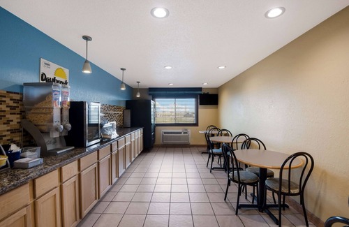 Ankeny Hotel | Days Inn by Wyndham Ankeny - Des Moines