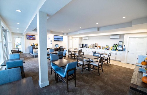 Bar Harbor Hotel | Days Inn by Wyndham Bar Harbor