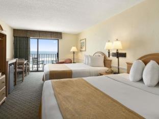 Van Valzah Hotel | Days Inn by Wyndham Daytona Oceanfront