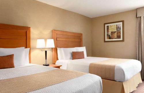 Downtown Edmonton Hotel | Days Inn by Wyndham Edmonton Downtown