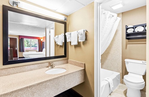 Elko Hotel | Days Inn by Wyndham Elko