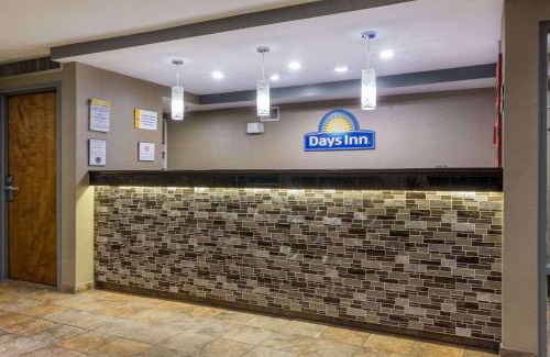 Florence Hotel | Days Inn by Wyndham Florence Cincinnati Area