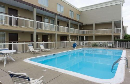 Florence Hotel | Days Inn by Wyndham Florence Cincinnati Area