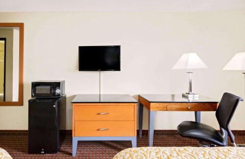 Fort Dodge Hotel | Days Inn by Wyndham Fort Dodge
