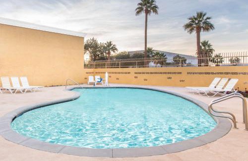 Indio Hotel | Days Inn by Wyndham Indio