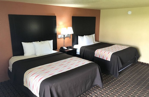 Joplin Hotel | Days Inn by Wyndham Joplin
