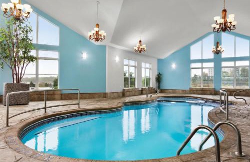 Rideau Heights Hotel | Days Inn by Wyndham Kingston