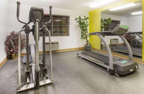 Lexington Hotel | Days Inn by Wyndham Lexington NE