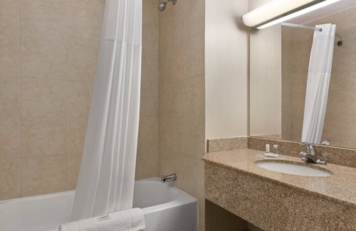 Westminster Hotel | Days Inn by Wyndham London