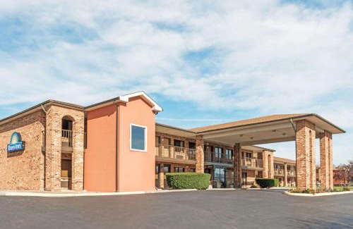 New Market Hotel | Days Inn by Wyndham New Market I-81