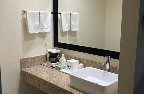 Oroville Hotel | Days Inn by Wyndham Oroville