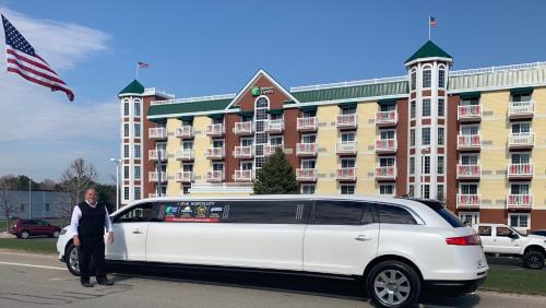 Petoskey Hotel | Days Inn by Wyndham Petoskey