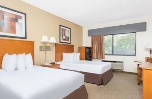 Phenix City Hotel | Days Inn By Wyndham Phenix City Near Fort Moore