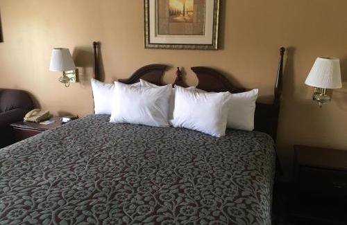 Picayune Hotel | Days Inn by Wyndham Picayune