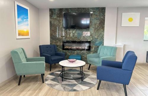 Mount Vernon Hotel | Days Inn by Wyndham Renfro Valley Mount Vernon