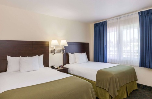 Santa Maria Hotel | Days Inn by Wyndham Santa Maria