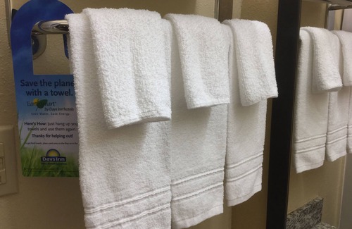 Seneca Hotel | Days Inn by Wyndham Seneca/Clemson Area
