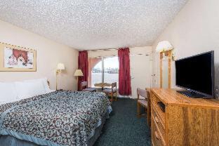 Polvadera Hotel | Days Inn by Wyndham Socorro