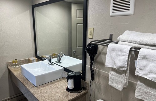 United Central Hotel | Days Inn by Wyndham St. Petersburg Central