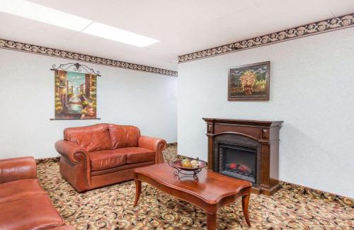 Staunton Hotel | Days Inn by Wyndham Staunton