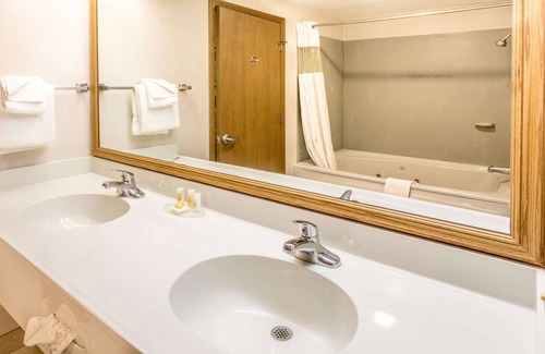 Tiffin Hotel | Days Inn by Wyndham Tiffin