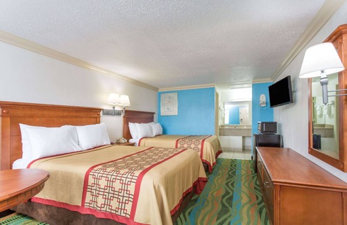 Northwest Hotel | Days Inn by Wyndham Virginia Beach Town Center