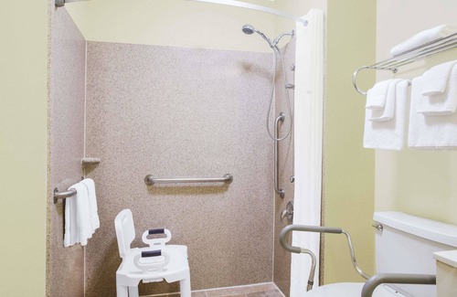 Wytheville Hotel | Days Inn by Wyndham Wytheville
