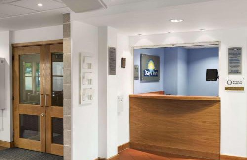 Norton Canes Hotel | Days Inn Cannock - Norton Canes