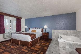 Lodi Hotel | Days Inn & Suites by Wyndham Lodi