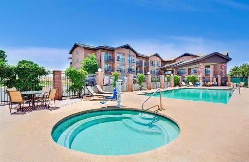 Page Hotel | Days Inn & Suites by Wyndham Page Lake Powell