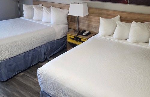 Cortaro Hotel | Days Inn & Suites by Wyndham Tucson/Marana