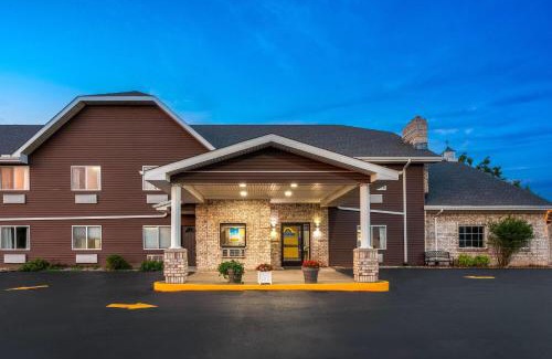 Kaukauna Hotel | Days Inn & Suites by Wyndham Kaukauna WI
